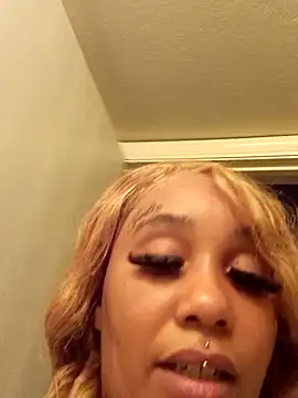 Snapshot of seductiveangeeel chatting on October 2, 2025, 12:39 am seductiveangeeel online show from October 2, 2025, 12:39 am