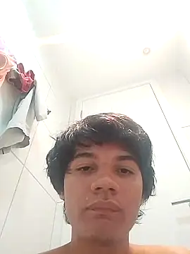 Snapshot of Richardwhite69 chatting on September 27, 2025, 3:22 am Richardwhite69 online show from September 27, 2025, 3:22 am