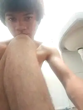 Snapshot of Richardwhite69 chatting on October 1, 2025, 7:42 pm Richardwhite69 online show from October 1, 2025, 7:42 pm