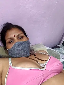 Love-pari077 online show from October 18, 2025, 2:29 pm