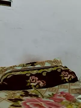 Love-pari077 online show from January 8, 2026, 5:32 am