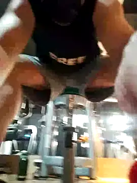 bigbb101011 online show from October 5, 2025, 6:12 am