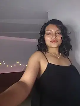 Snapshot of Candela___ chatting on May 18, 2026, 12:29 am Candela online show from May 18, 2026, 12:29 am