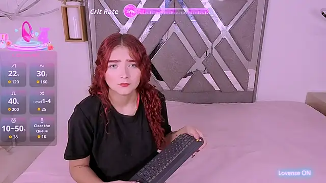 Snapshot of Venus_velvett chatting on November 3, 2025, 12:17 pm Venus velvett online show from November 3, 2025, 12:17 pm