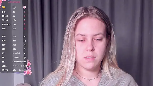 AngelAnty online show from October 9, 2025, 3:10 pm