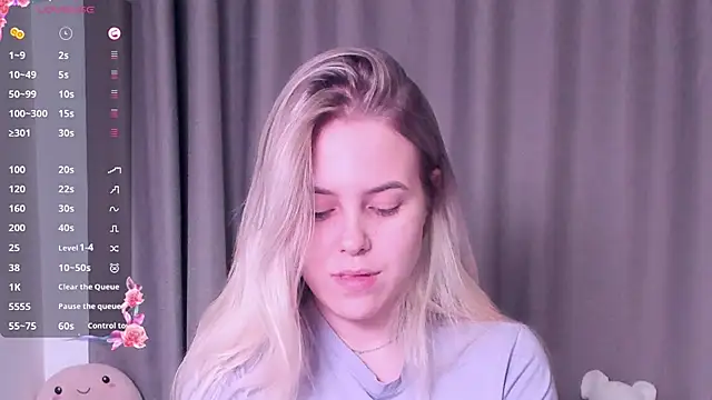 AngelAnty online show from October 20, 2025, 3:01 pm