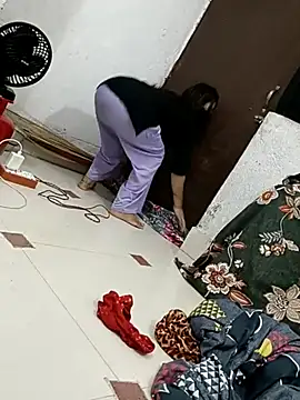 hiddennisha online show from October 18, 2025, 1:56 pm