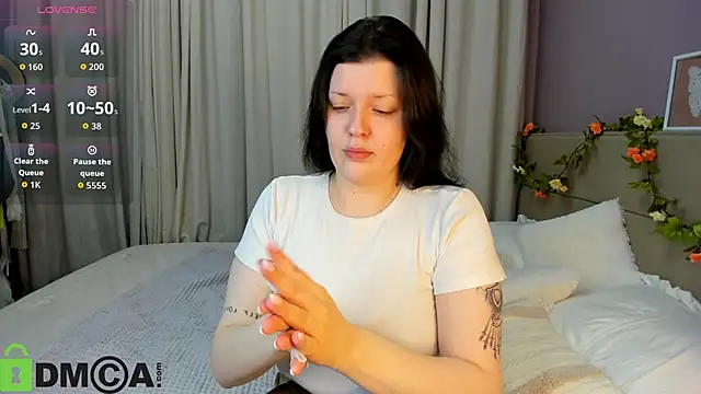 Michele Greenn online show from September 27, 2025, 12:04 am