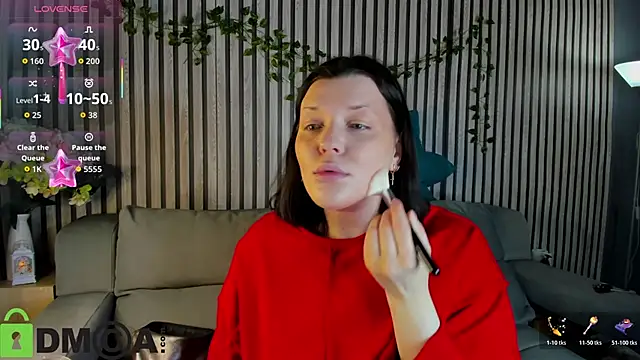 Michele Greenn online show from November 30, 2025, 11:42 pm