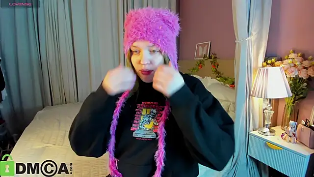 Michele Greenn online show from January 11, 2026, 12:59 am