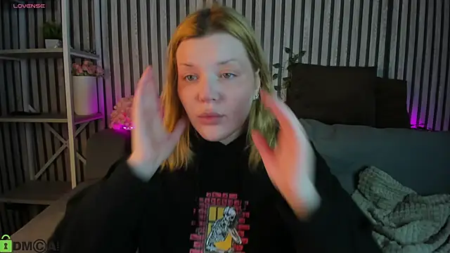 Michele Greenn online show from April 3, 2026, 1:03 am