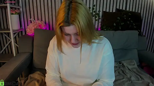 Michele Greenn online show from April 13, 2026, 1:11 am