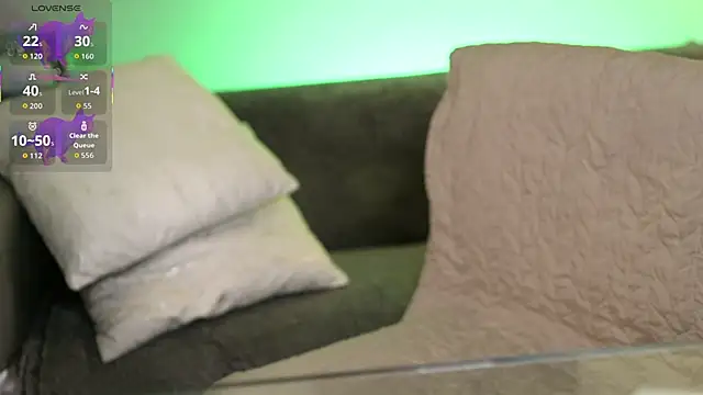 Snapshot of NovaHollisx chatting on October 19, 2025, 4:24 am NovaHollisx online show from October 19, 2025, 4:24 am