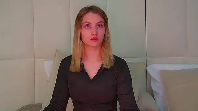 StacyEvances online show from June 30, 2026, 7:48 pm