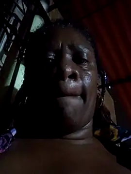 Snapshot of randyboom chatting on December 11, 2024, 10:47 am randyboom online show from December 11, 2024, 10:47 am