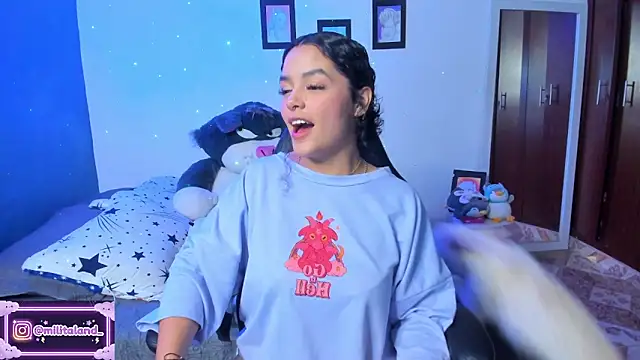 milita houston online show from October 17, 2025, 2:37 am