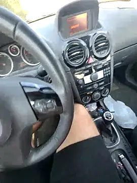 Snapshot of giova17cm chatting on September 20, 2025, 9:21 am giova17cm online show from September 20, 2025, 9:21 am