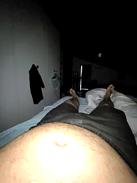 Snapshot of giova17cm chatting on October 1, 2025, 12:44 pm giova17cm online show from October 1, 2025, 12:44 pm