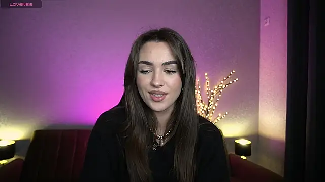 EricaSin online show from November 14, 2025, 1:10 pm