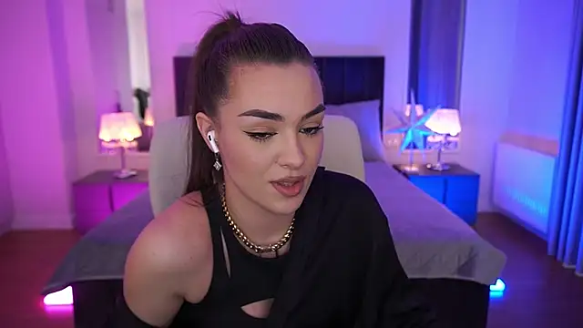 EricaSin online show from March 25, 2026, 2:34 pm