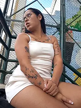 LunaHot 777 online show from December 13, 2025, 7:53 pm