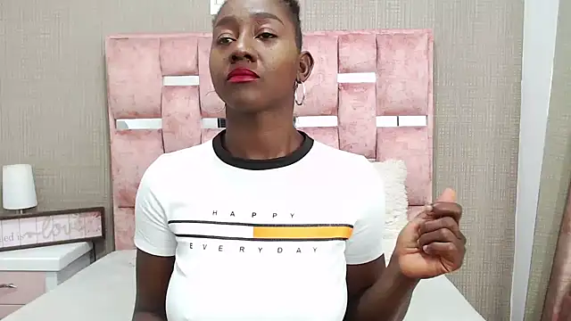 Snapshot of NahomyHawk chatting on April 7, 2026, 1:11 pm NahomyHawk online show from April 7, 2026, 1:11 pm