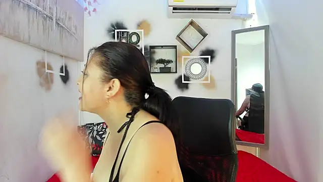 tatiana sofiaa online show from September 15, 2025, 1:33 pm