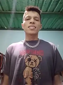 elinnki online show from October 3, 2025, 3:31 pm