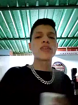 elinnki online show from November 27, 2025, 9:06 pm