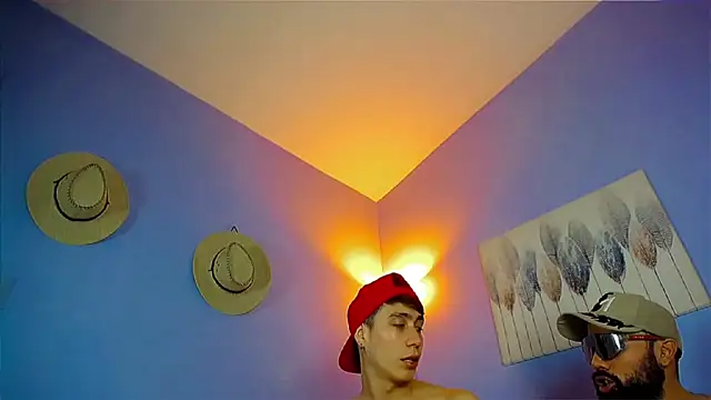 Michael twink  online show from September 9, 2025, 8:41 pm