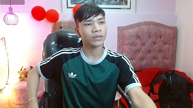 nathanclay online show from September 23, 2025, 3:09 am