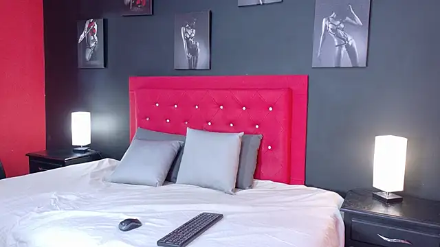 lilyth adam online show from March 9, 2026, 7:29 pm