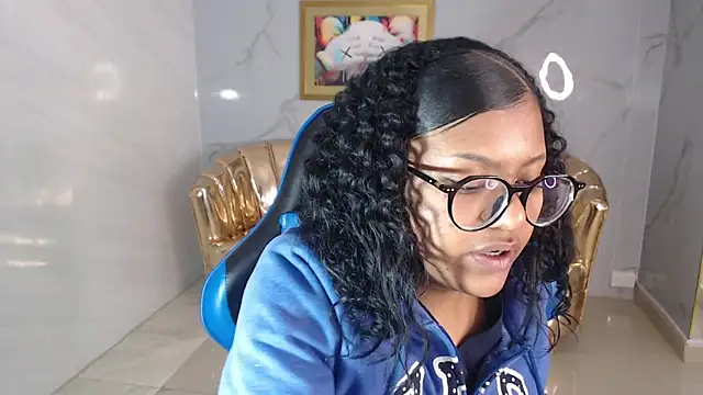 Snapshot of afrodita9_s chatting on September 17, 2025, 9:05 pm afrodita9 s online show from September 17, 2025, 9:05 pm