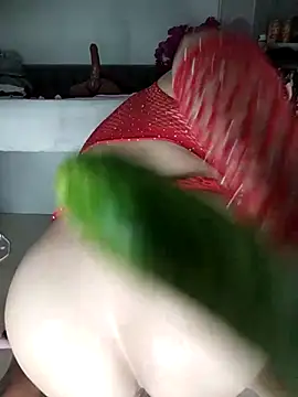 Jess-Thuy online show from February 7, 2026, 3:32 am