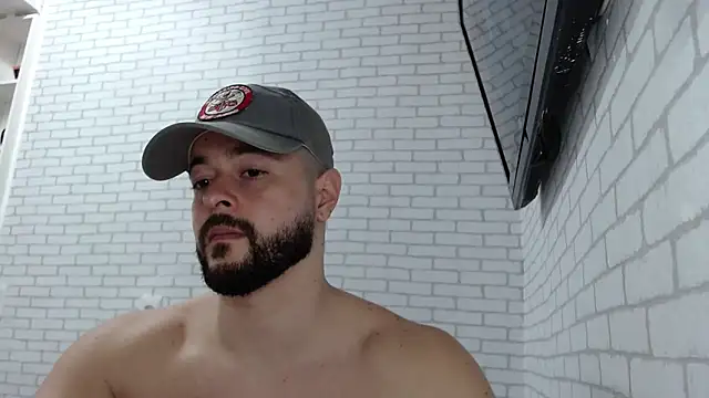 BombeiroHotx online show from September 30, 2025, 8:03 pm