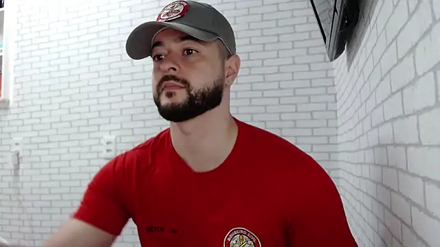 BombeiroHotx online show from October 5, 2025, 3:54 pm