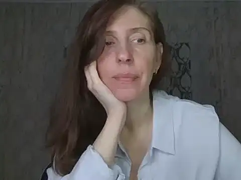 CandiCole online show from October 20, 2025, 2:23 am