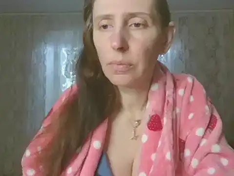 CandiCole online show from February 8, 2026, 7:45 am