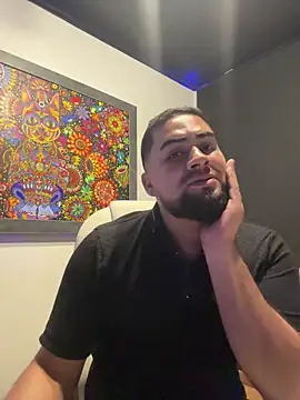 Yuber3 online show from October 28, 2025, 6:17 am