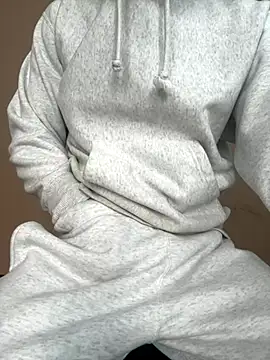 iikangi online show from January 6, 2026, 4:05 am