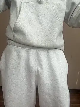 iikangi online show from March 21, 2026, 3:00 am