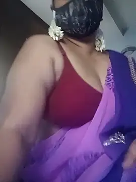 Snapshot of Tamil_Sivani chatting on September 28, 2025, 2:39 am Tamil Sivani online show from September 28, 2025, 2:39 am