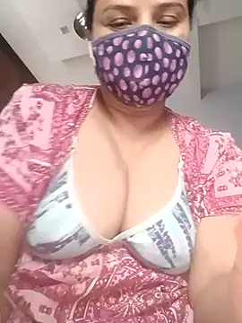 Snapshot of Tamil_Sivani chatting on October 5, 2025, 2:10 am Tamil Sivani online show from October 5, 2025, 2:10 am