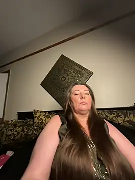 Snapshot of BuxomKitty_BBW chatting on February 19, 2026, 6:04 pm BuxomKitty BBW online show from February 19, 2026, 6:04 pm