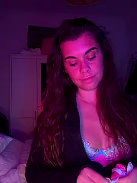 AlitaNova online show from September 22, 2025, 11:07 pm