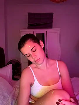 AlitaNova online show from October 8, 2025, 8:50 pm