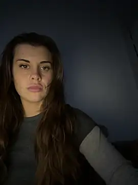 AlitaNova online show from November 18, 2025, 4:22 pm