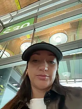 Ninabigtitied online show from February 5, 2026, 2:00 pm