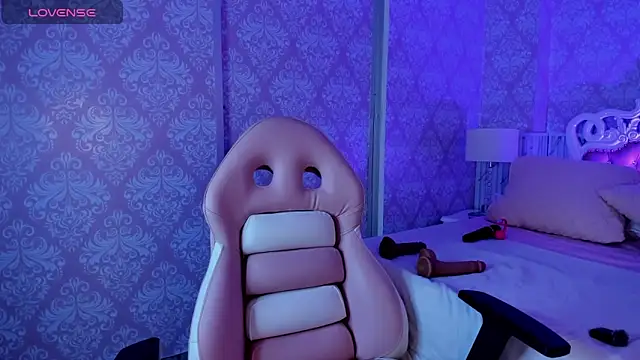 Lhea Foxx online show from October 1, 2025, 2:39 am