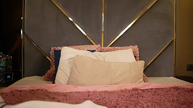  ChloeLee  online show from March 11, 2026, 8:20 am